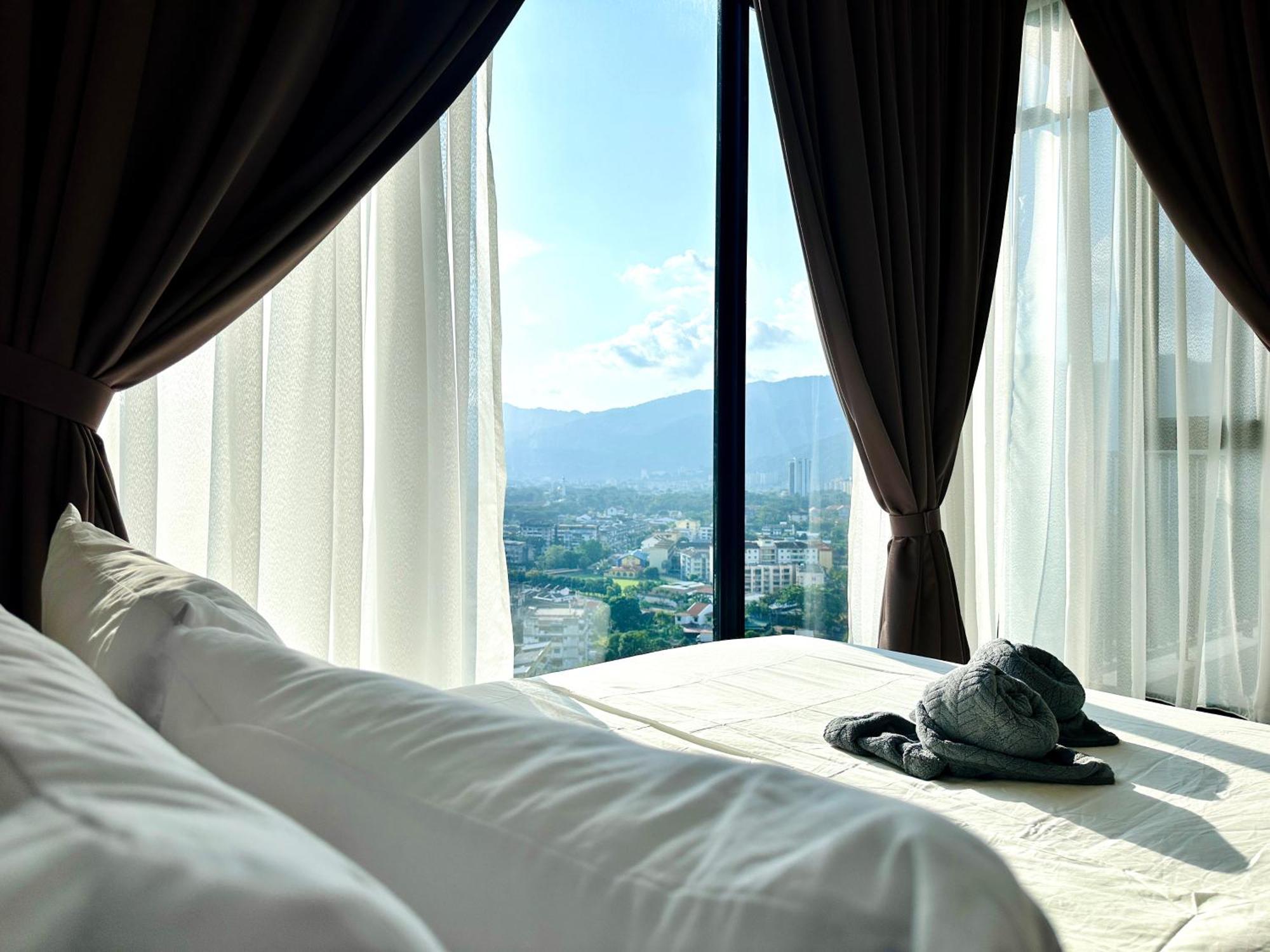 New 2Br Georgetown Warm And Lovely Homestay 10Pax-无敌美景两房民宿 Beacon Executive Suite Extérieur photo