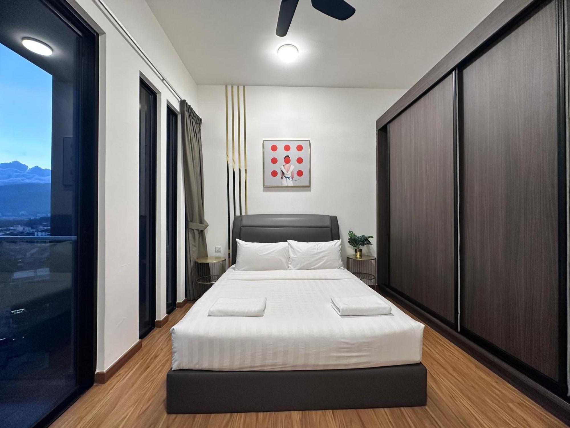 New 2Br Georgetown Warm And Lovely Homestay 10Pax-无敌美景两房民宿 Beacon Executive Suite Extérieur photo